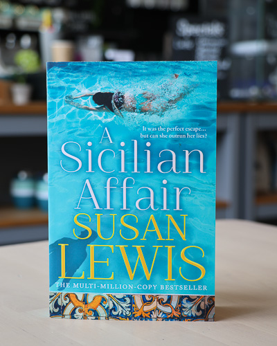 An image of the book cover for A Sicilian Affair by Susan Lewis