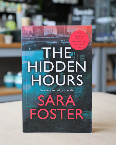 An image of the book cover for The Hidden Hours by Sara Foster