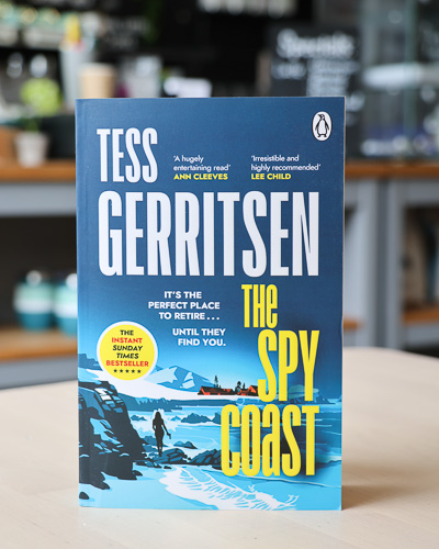 An image of the book cover for The Spy Coast by Tess Gerritsen