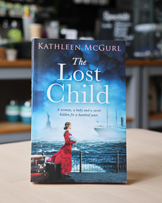 An image of the book cover for The Lost Child by Kathleen McGurl