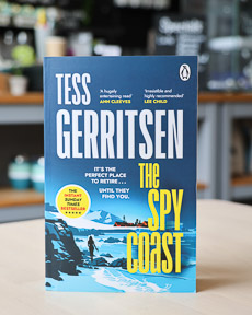 An image of the book cover for The Spy Coast by Tess Gerritsen